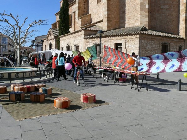 Mercadillo Solidario-28-01-2011-fuente Area Comunicacion Municipal-239