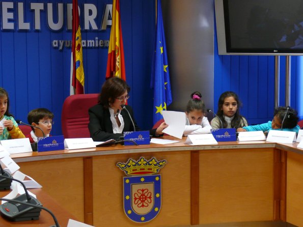 Pleno Infantil-19-11-2010-fuente Area Comunicacion Municipal-076