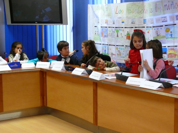 Pleno Infantil-19-11-2010-fuente Area Comunicacion Municipal-081