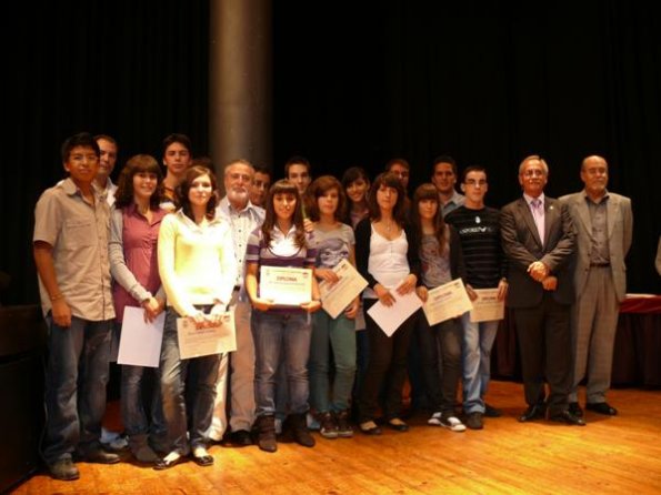 Premios Incentivo al Estudio 2008-2009-1-10-2009- Fuente Area Comunicacion Municipal - 28
