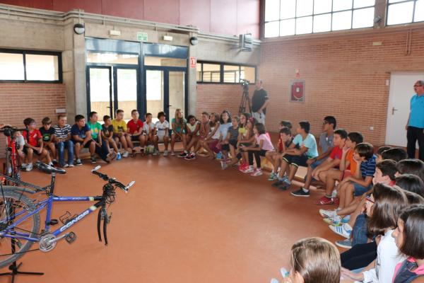 taller de bicicletas en el Clara Campoamor-2014-09-18-fuente Area Comunicacion Municipal-26