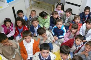 visita CP Clara a la Radio Municipal