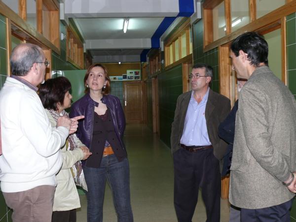 Visita Delegada Provincial de Educacion y Ciencia-20-04-2010-Fuente Area Comunicacion Municipal (40)