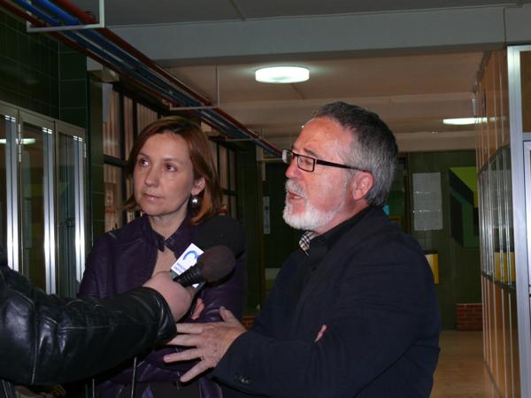 Visita Delegada Provincial de Educacion y Ciencia-20-04-2010-Fuente Area Comunicacion Municipal (49)