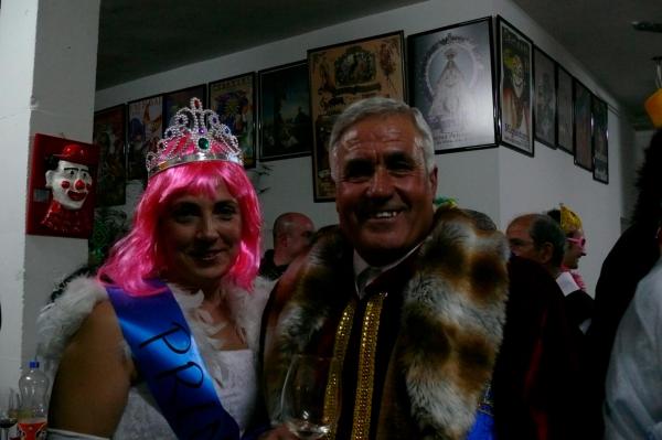 Yendo a recoger al futuro Rey del Carnaval-2014-02-28-fuente Area de Comunicacion Municipal-05