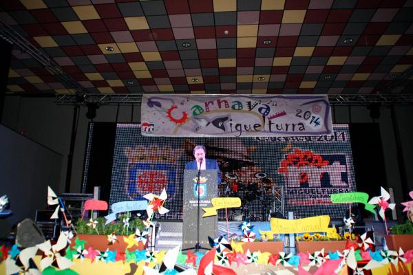 Pregon y coronacion nuevo Rey Carnaval-2014-02-28-fuente Area de Comunicacion Municipal-112