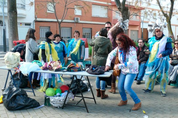 Concurso Trajes con materiales reciclados-2014-03-04-fuente Area de Comunicación Municipal-031