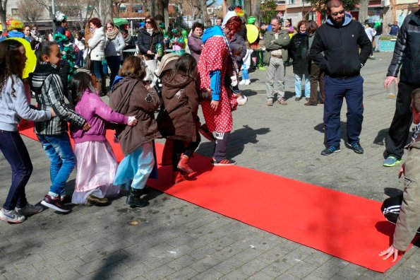 Concurso Trajes con materiales reciclados-2014-03-04-fuente Area de Comunicación Municipal-049