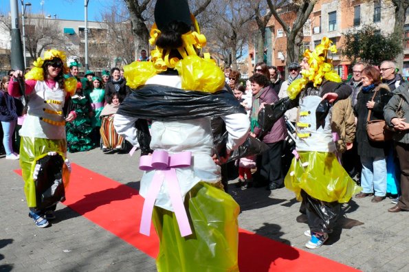 Concurso Trajes con materiales reciclados-2014-03-04-fuente Area de Comunicación Municipal-103