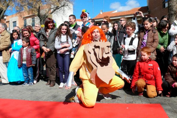 Concurso Trajes con materiales reciclados-2014-03-04-fuente Area de Comunicación Municipal-117