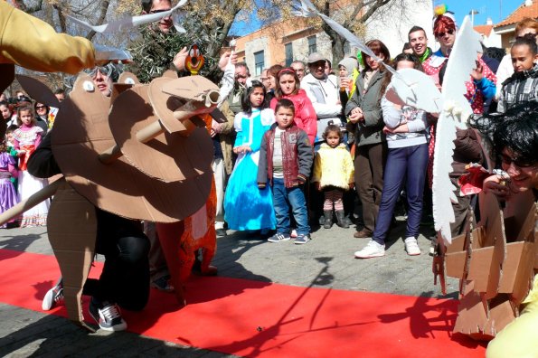 Concurso Trajes con materiales reciclados-2014-03-04-fuente Area de Comunicación Municipal-132