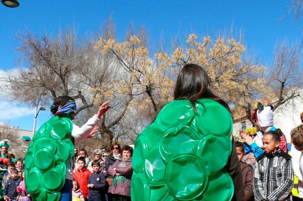 Concurso Trajes con materiales reciclados-2014-03-04-fuente Area de Comunicación Municipal-169