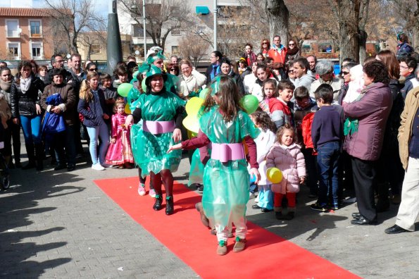 Concurso Trajes con materiales reciclados-2014-03-04-fuente Area de Comunicación Municipal-197