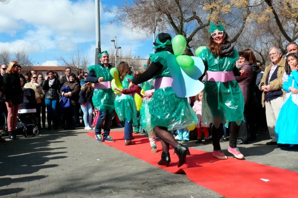 Concurso Trajes con materiales reciclados-2014-03-04-fuente Area de Comunicación Municipal-210