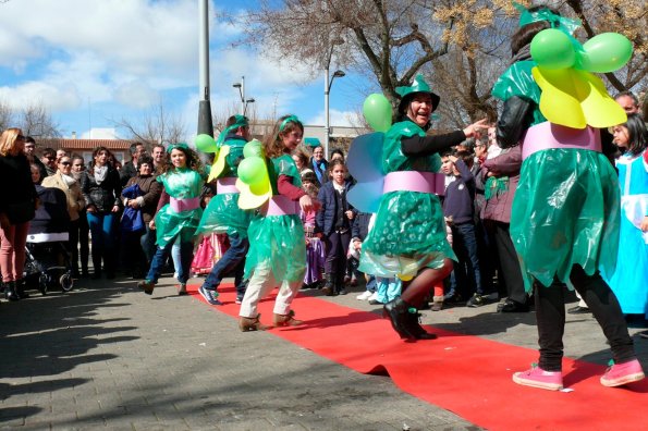 Concurso Trajes con materiales reciclados-2014-03-04-fuente Area de Comunicación Municipal-211