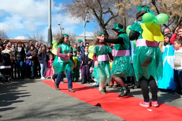 Concurso Trajes con materiales reciclados-2014-03-04-fuente Area de Comunicación Municipal-212