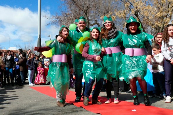 Concurso Trajes con materiales reciclados-2014-03-04-fuente Area de Comunicación Municipal-217