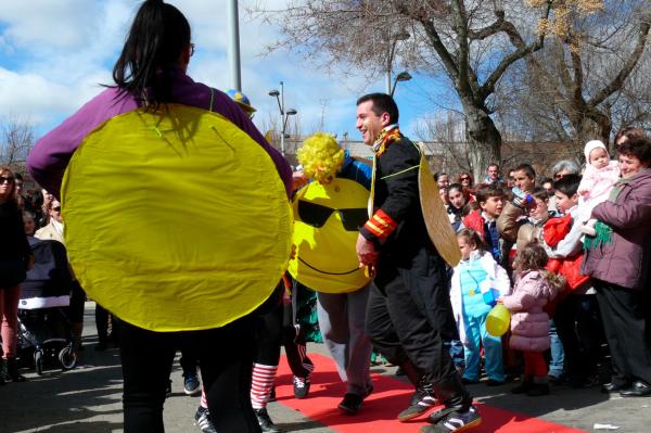 Concurso Trajes con materiales reciclados-2014-03-04-fuente Area de Comunicación Municipal-227