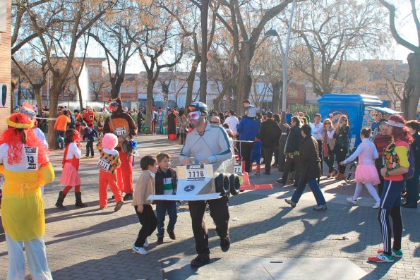 Carrera de Mascaras-carnaval-2014-03-08-fuente Area de Deportes-200