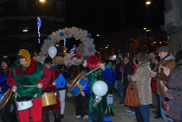 Cabalgata Reyes Magos 2015 - Grupo de bicicletas clásicas de Miguelturra vestidos de carboneros reales - Fuente Esmeralda Muñoz Sanchez - 25