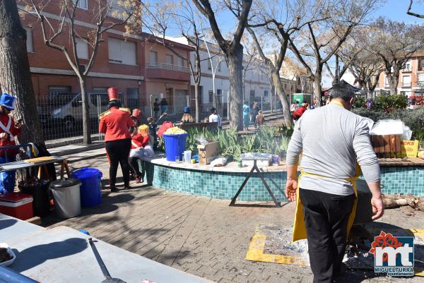 Comida de domingo en el Doctor Fleming-Carnaval-2019-03-03-Fuente imagen Area Comunicacion Ayuntamiento Miguelturra-014