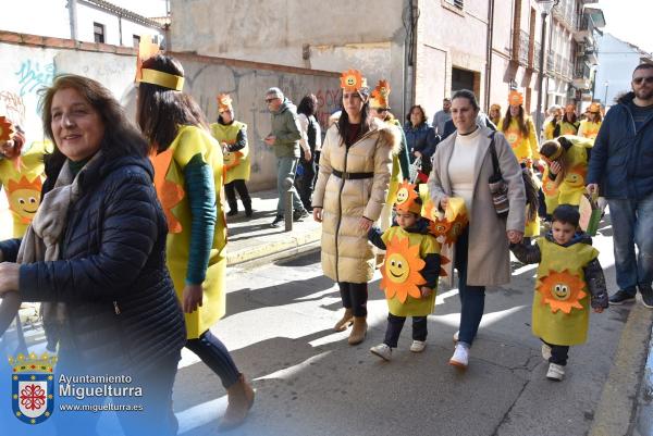 Desfile colegios carnaval 2024-lote2-Fuente imagen Area Comunicación Ayuntamiento de Miguelturra-016