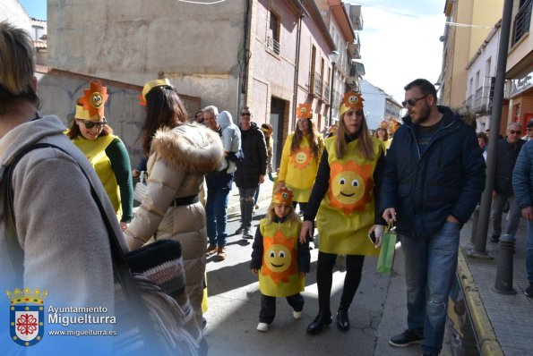 Desfile colegios carnaval 2024-lote2-Fuente imagen Area Comunicación Ayuntamiento de Miguelturra-017