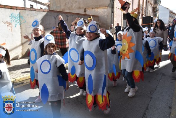 Desfile colegios carnaval 2024-lote2-Fuente imagen Area Comunicación Ayuntamiento de Miguelturra-049