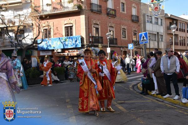 Domingo Piñata Carnaval 2024-01-Mascaras Mayores-Fuente imagen Area Comunicación Ayuntamiento de Miguelturra-020