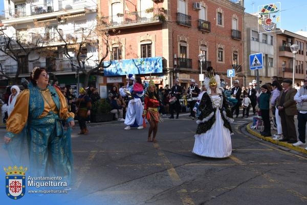 Domingo Piñata Carnaval 2024-01-Mascaras Mayores-Fuente imagen Area Comunicación Ayuntamiento de Miguelturra-027