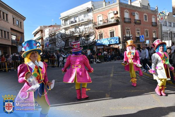 Domingo Piñata Carnaval 2024-02-El Bufon-Fuente imagen Area Comunicación Ayuntamiento de Miguelturra-014