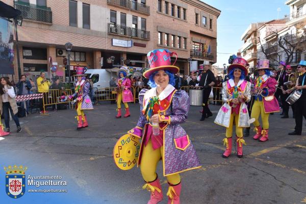 Domingo Piñata Carnaval 2024-02-El Bufon-Fuente imagen Area Comunicación Ayuntamiento de Miguelturra-016