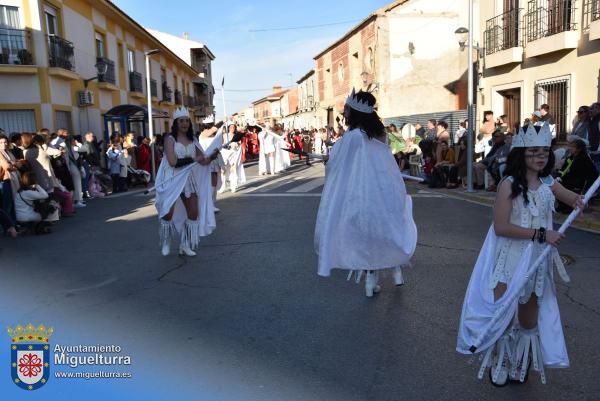 Domingo Piñata Carnaval 2024-06-Los Tardios-Fuente imagen Area Comunicación Ayuntamiento de Miguelturra-005