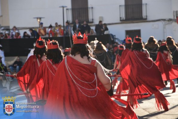 Domingo Piñata Carnaval 2024-06-Los Tardios-Fuente imagen Area Comunicación Ayuntamiento de Miguelturra-020