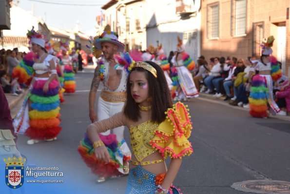 Domingo Piñata Carnaval 2024-07-El Puntillo-Fuente imagen Area Comunicación Ayuntamiento de Miguelturra-006