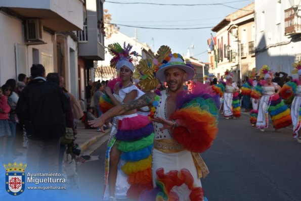 Domingo Piñata Carnaval 2024-07-El Puntillo-Fuente imagen Area Comunicación Ayuntamiento de Miguelturra-010