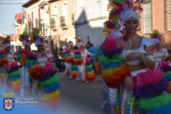 Domingo Piñata Carnaval 2024-07-El Puntillo-Fuente imagen Area Comunicación Ayuntamiento de Miguelturra-011