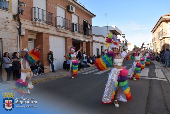 Domingo Piñata Carnaval 2024-07-El Puntillo-Fuente imagen Area Comunicación Ayuntamiento de Miguelturra-014