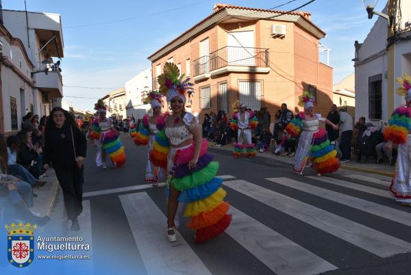 Domingo Piñata Carnaval 2024-07-El Puntillo-Fuente imagen Area Comunicación Ayuntamiento de Miguelturra-016