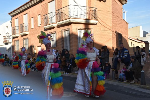 Domingo Piñata Carnaval 2024-07-El Puntillo-Fuente imagen Area Comunicación Ayuntamiento de Miguelturra-018