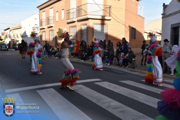 Domingo Piñata Carnaval 2024-07-El Puntillo-Fuente imagen Area Comunicación Ayuntamiento de Miguelturra-021