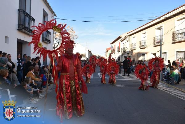 Domingo Piñata Carnaval 2024-08-Los Rocheros-Fuente imagen Area Comunicación Ayuntamiento de Miguelturra-005