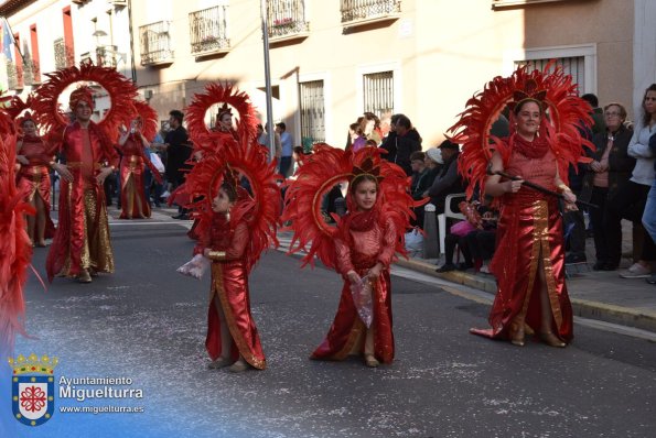 Domingo Piñata Carnaval 2024-08-Los Rocheros-Fuente imagen Area Comunicación Ayuntamiento de Miguelturra-011