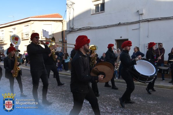 Domingo Piñata Carnaval 2024-08-Los Rocheros-Fuente imagen Area Comunicación Ayuntamiento de Miguelturra-026