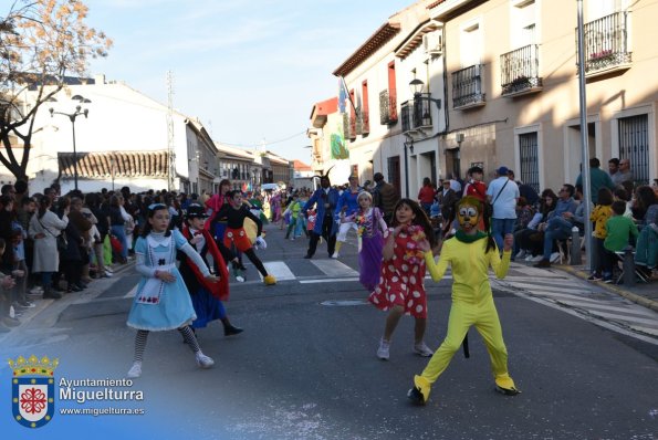 Domingo Piñata Carnaval 2024-09-Herederos Loquilandia-Fuente imagen Area Comunicación Ayuntamiento de Miguelturra-005