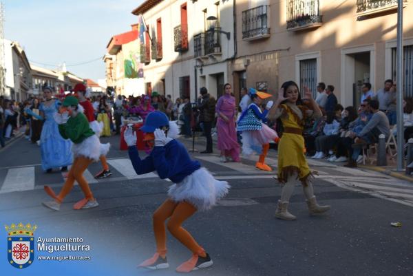 Domingo Piñata Carnaval 2024-09-Herederos Loquilandia-Fuente imagen Area Comunicación Ayuntamiento de Miguelturra-012