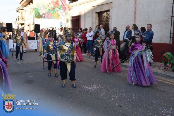 Domingo Piñata Carnaval 2024-10-Asociacion Purpurina-Fuente imagen Area Comunicación Ayuntamiento de Miguelturra-006