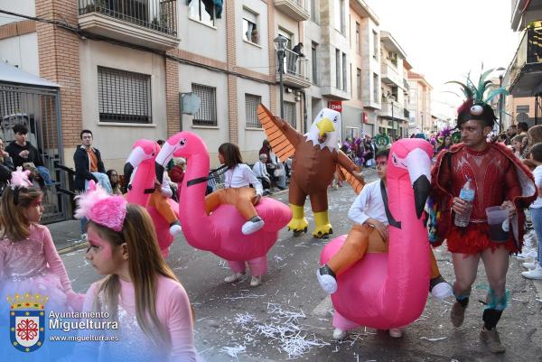 Domingo Piñata Carnaval 2024-18-Peña Revelacion-Fuente imagen Area Comunicación Ayuntamiento de Miguelturra-004