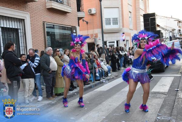 Domingo Piñata Carnaval 2024-18-Peña Revelacion-Fuente imagen Area Comunicación Ayuntamiento de Miguelturra-018