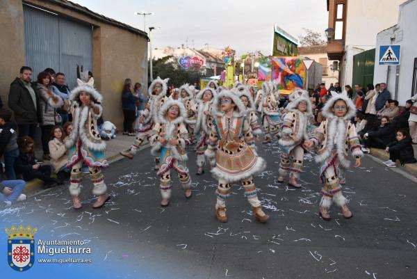 Domingo Piñata Carnaval 2024-20-El Burleta-Fuente imagen Area Comunicación Ayuntamiento de Miguelturra-001